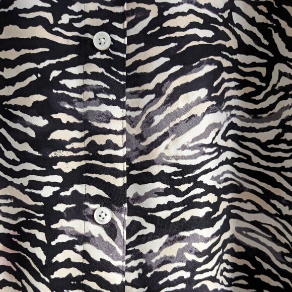 Zebra Print blouse - Picture 9 of 10